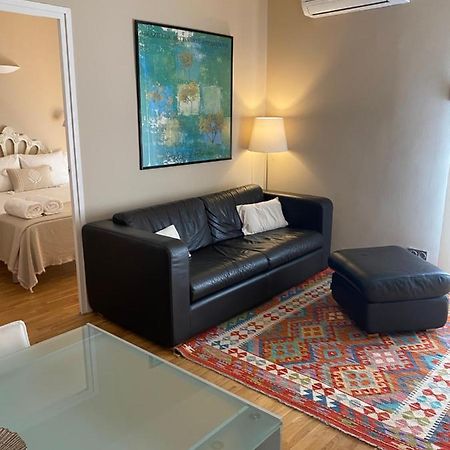 Petit Rossello Apartment Барселона Екстериор снимка