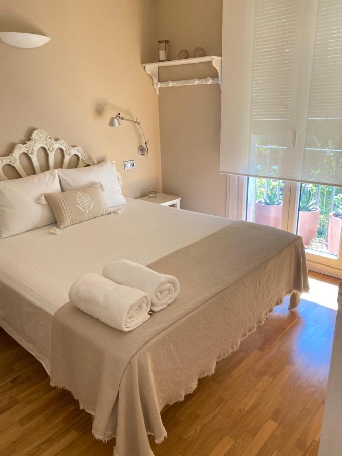 Petit Rossello Apartment Барселона Екстериор снимка