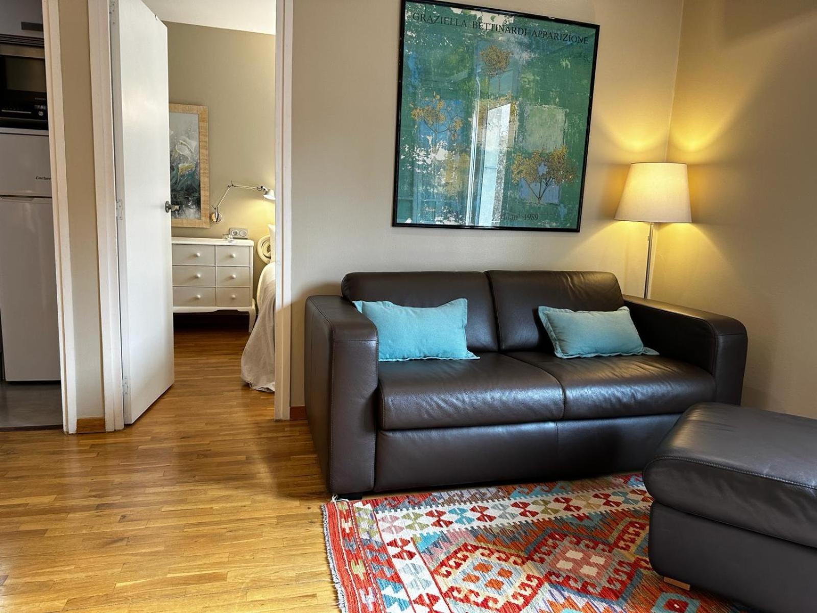 Petit Rossello Apartment Барселона Екстериор снимка