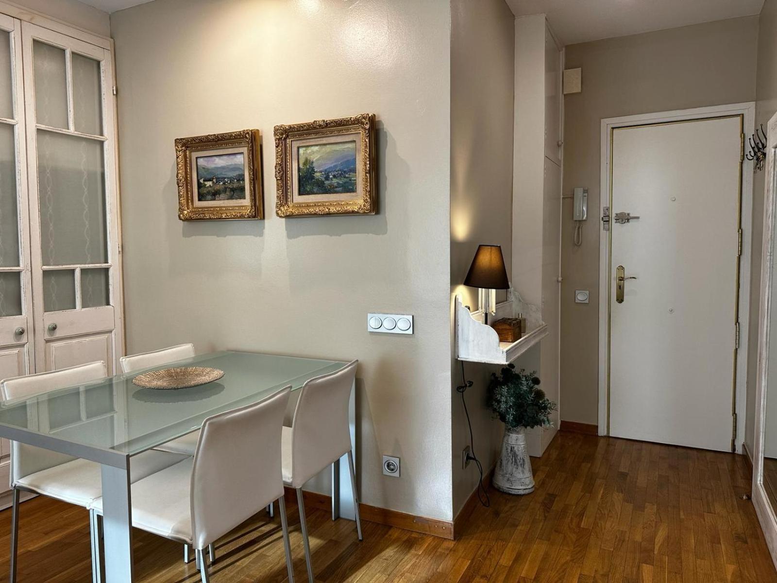 Petit Rossello Apartment Барселона Екстериор снимка