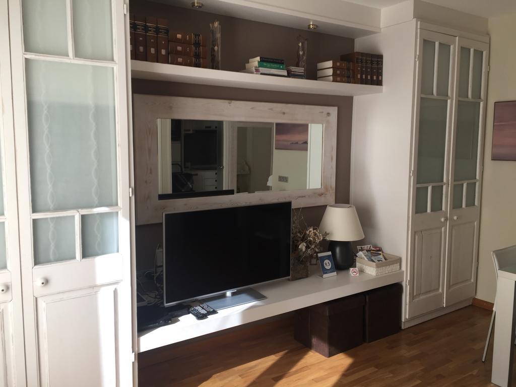Petit Rossello Apartment Барселона Екстериор снимка